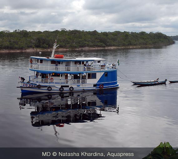 La barca di Heiko e Natahsa cul Rio Aracà